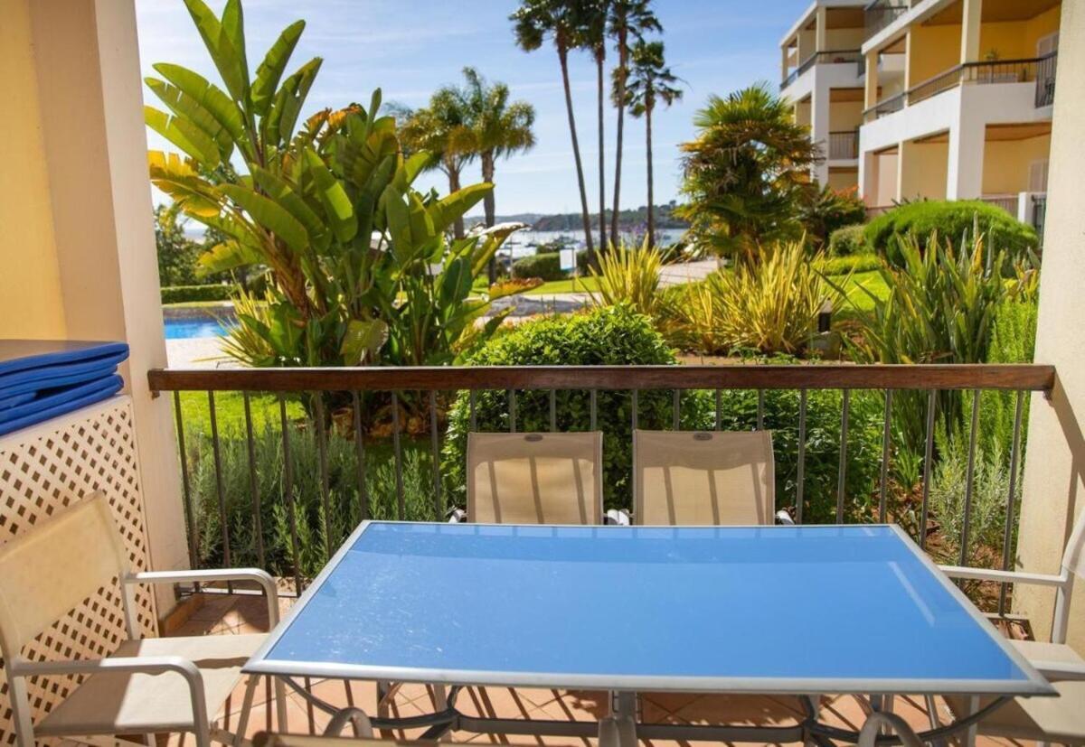 3-Bedroom Ground Floor Apartment With Communal Pool In The Heart Of Alvor At07 Eksteriør billede